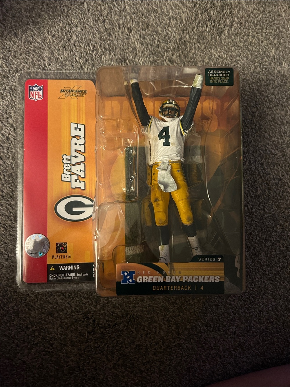 Green Bay Packers Quarterback Action Figure - Brett Favre